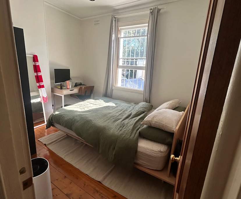 Unfurnished room in a share house
