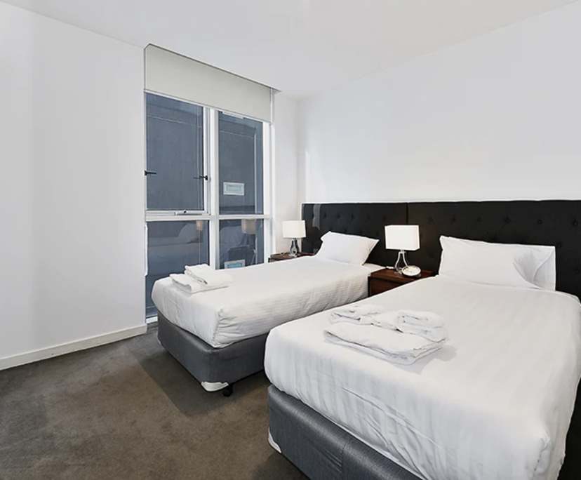 $1,450, Whole-property, 3 bathrooms, Melbourne VIC 3000