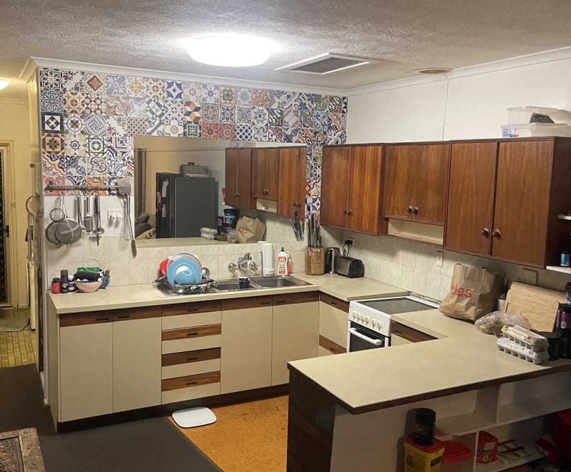 $370, Flatshare, 2 bathrooms, Burleigh Heads QLD 4220