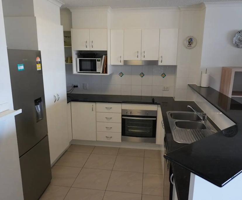$350, Flatshare, 3 bathrooms, Marcoola QLD 4564