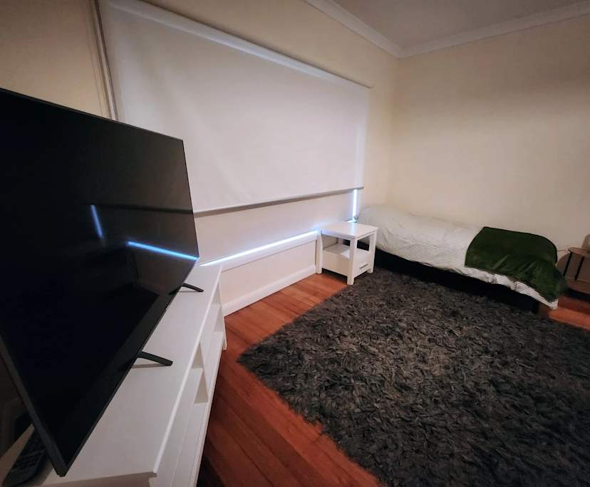$250, Share-house, 4 bathrooms, Burwood East VIC 3151