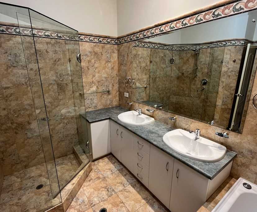 $370, Flatshare, 4 bathrooms, Perth WA 6004