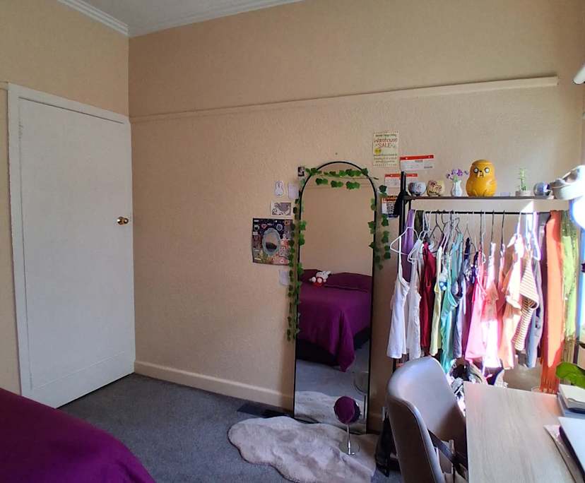 propertyImage