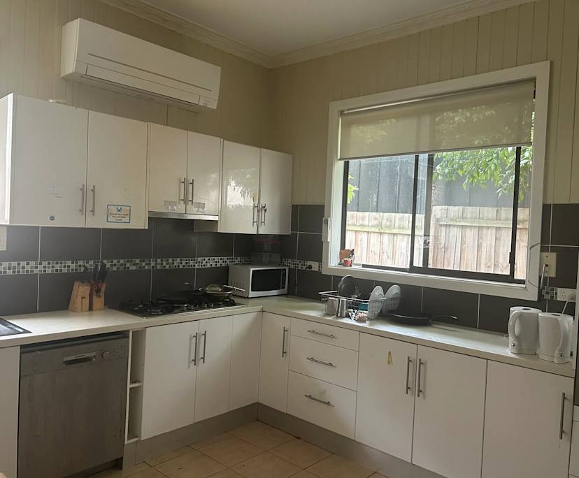 $1,350, Whole-property, 5 bathrooms, Kew VIC 3101