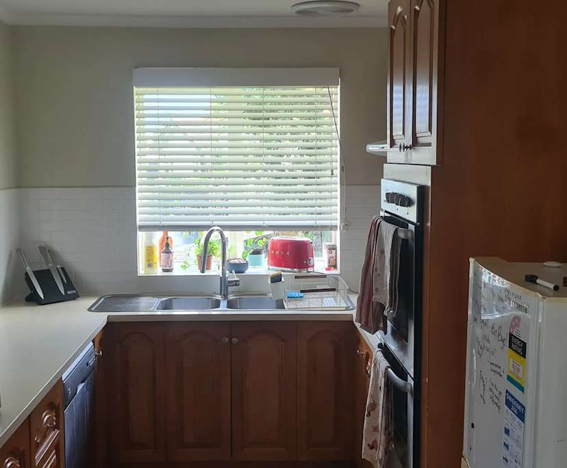 Unfurnished room in a share house