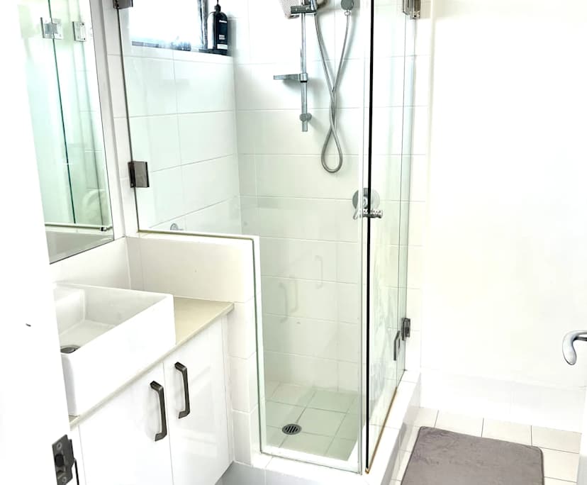 $500, Flatshare, 2 bathrooms, Belmont WA 6104