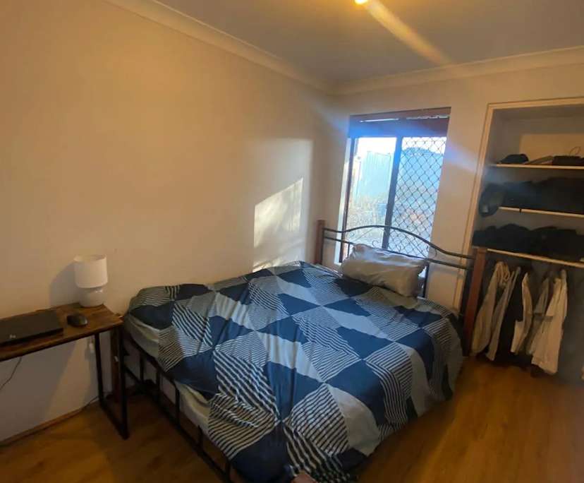 Unfurnished room in a share house