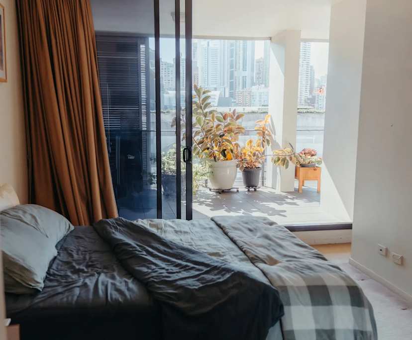 Unfurnished room with ensuite in a flatshare