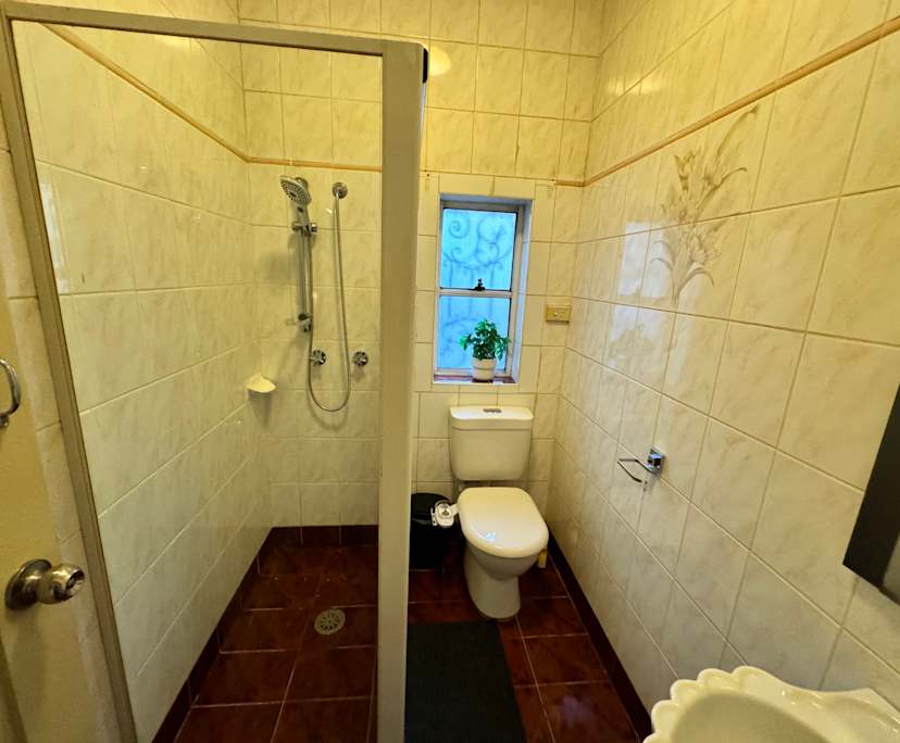 $285, Flatshare, 6 bathrooms, Homebush NSW 2140