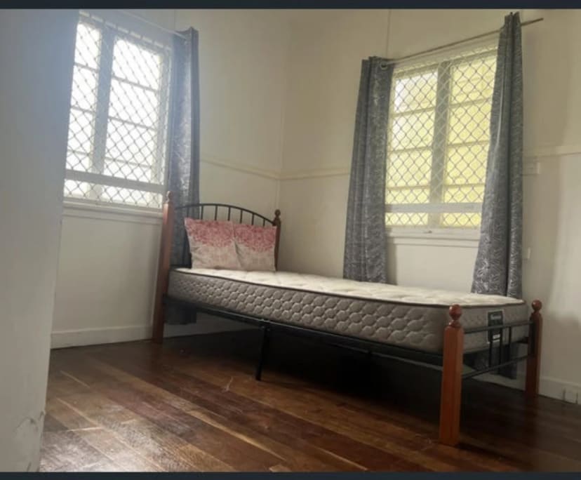 propertyImage