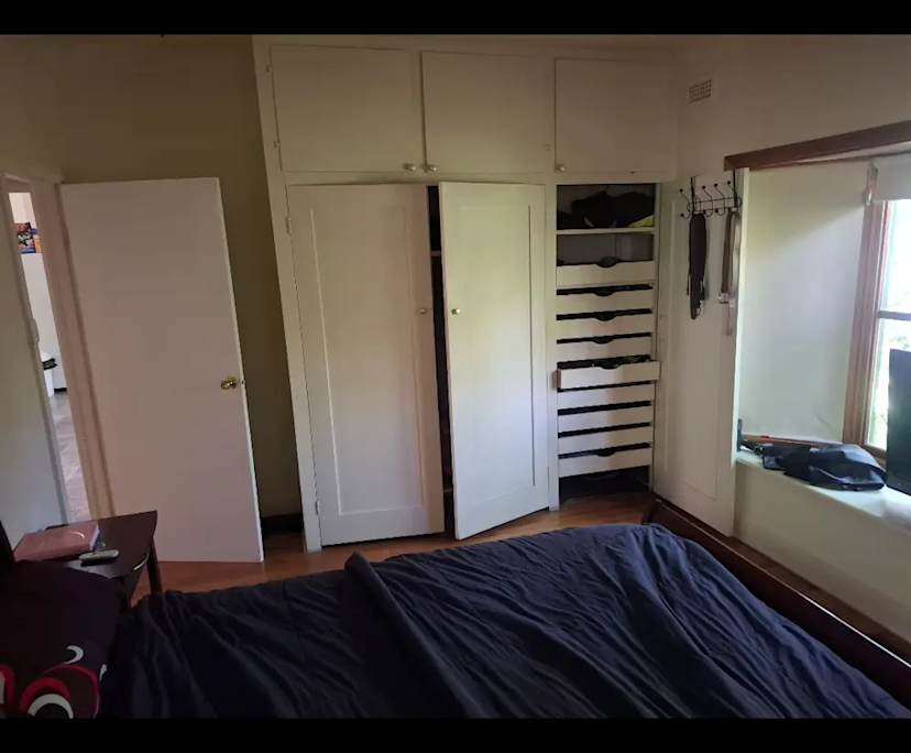 $480, 1-bed, 1 bathroom, Hughesdale VIC 3166