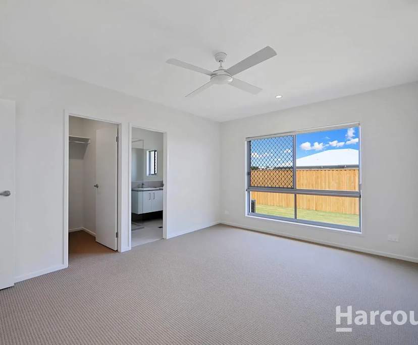 Unfurnished room with ensuite in a share house