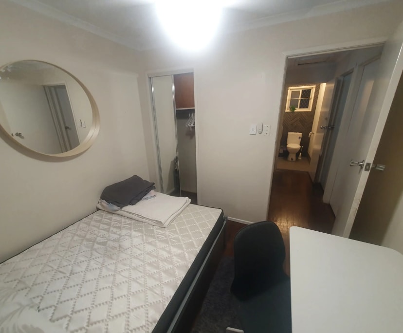 Furnished room in a share house