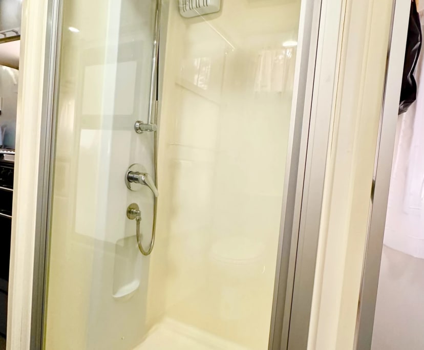 Furnished room with own bathroom
