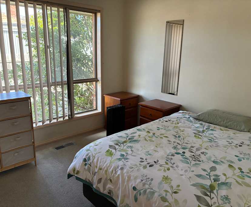 $300, Flatshare, 2 bathrooms, Dandenong VIC 3175