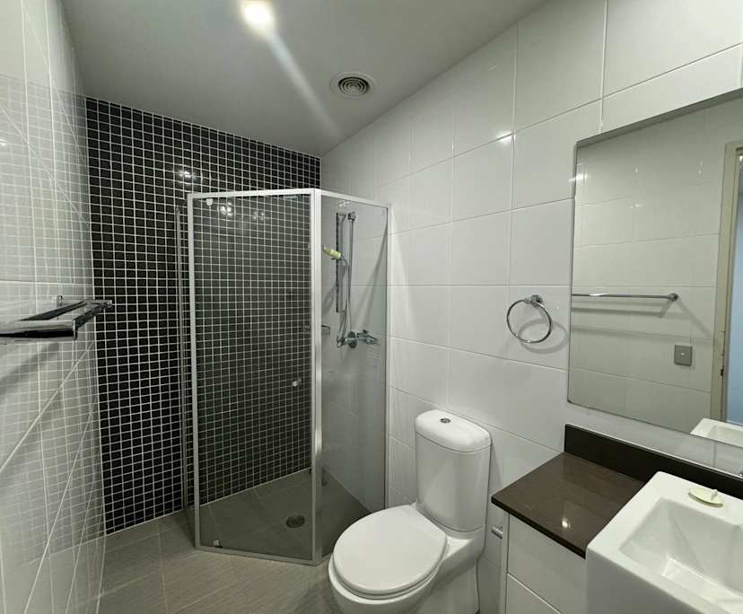 Furnished room with own bathroom