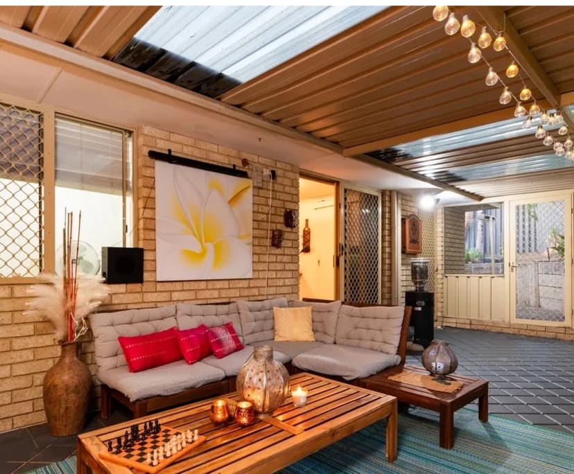 $300, Share-house, 4 bathrooms, Beldon WA 6027