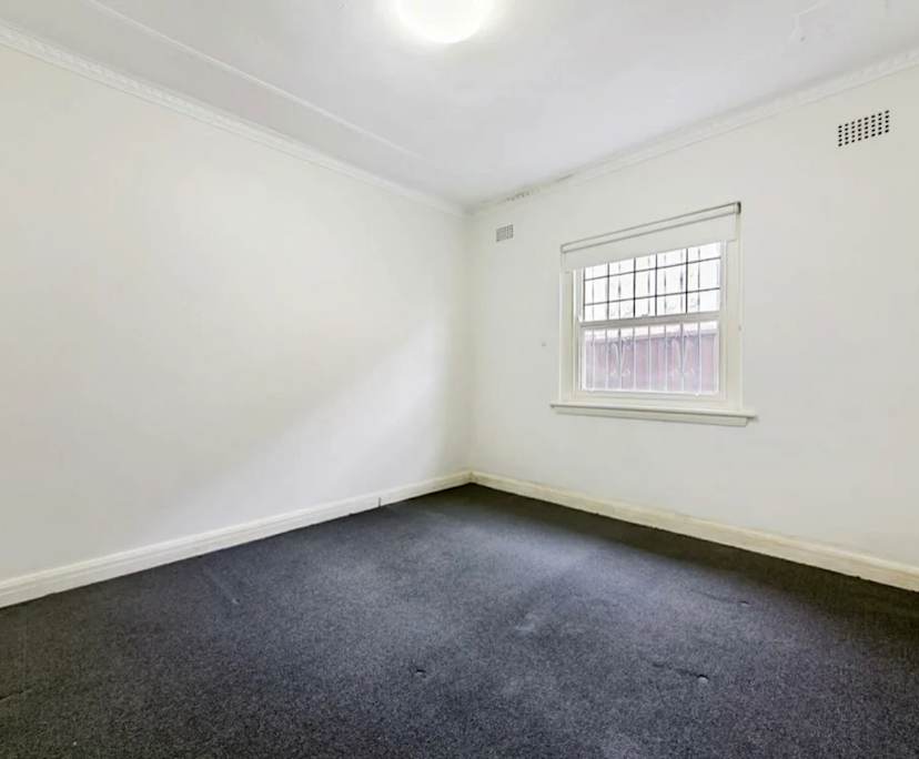 $300, Share-house, 3 bathrooms, Earlwood NSW 2206