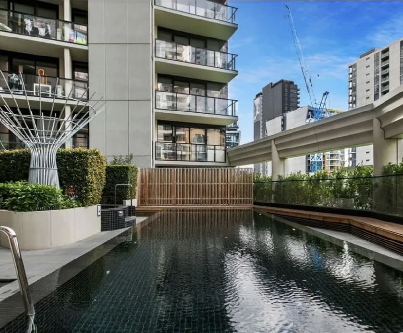 $450, 1-bed, 1 bathroom, South Yarra VIC 3141