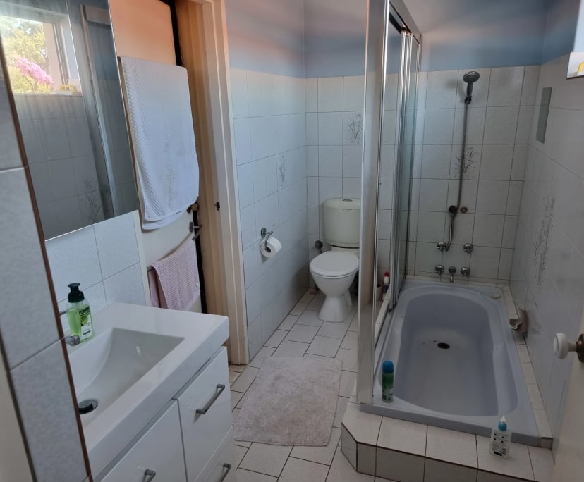 Room for Rent in East Fremantle, Perth 350, Furni...