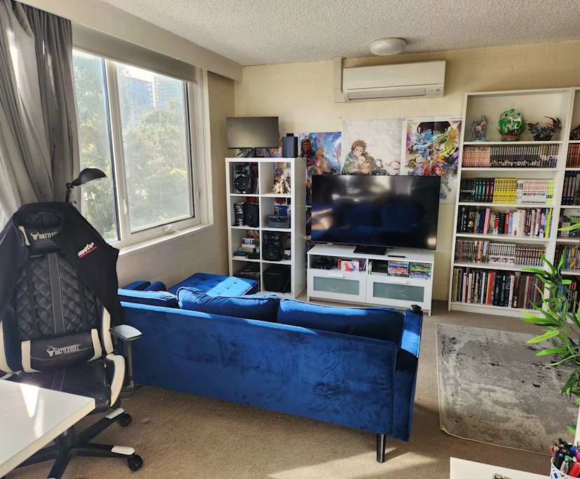 Unfurnished room with own bathroom