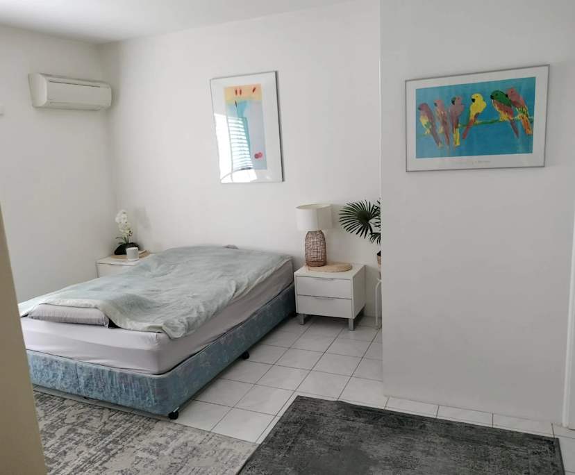 Furnished room studio flat for rent