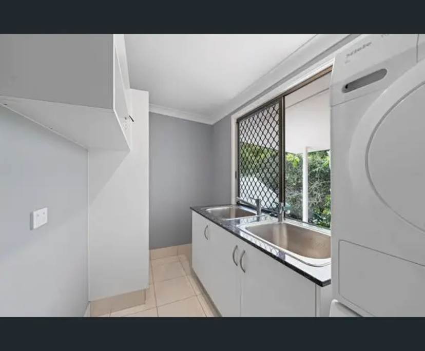 $350, Share-house, 3 bathrooms, Atherton QLD 4883