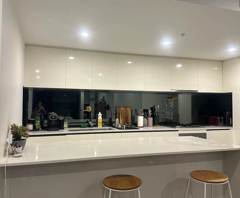 Furnished room with ensuite in a flatshare