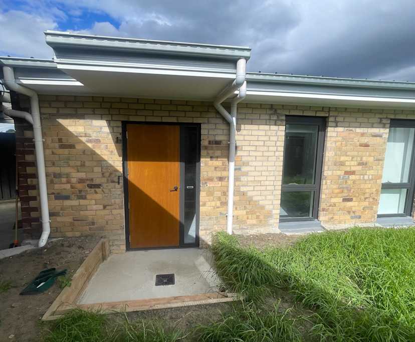 Unfurnished room granny flat for rent