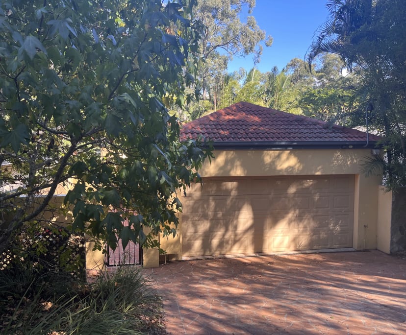 $1,490, Whole-property, 5 bathrooms, Saint Lucia QLD 4067