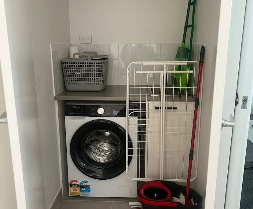 $395, Flatshare, 2 bathrooms, Box Hill North VIC 3129