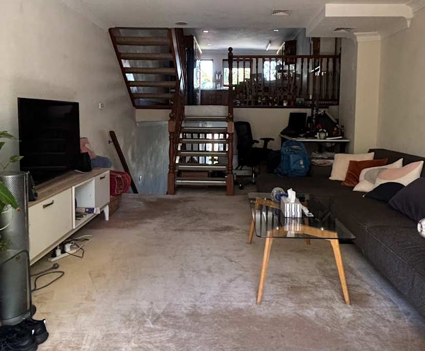 Room in a share house