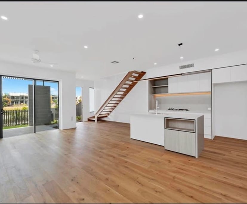 Unfurnished room in a share house