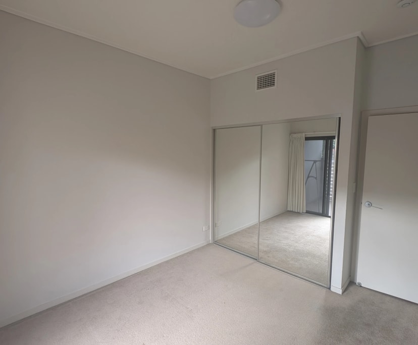 Unfurnished room with own bathroom
