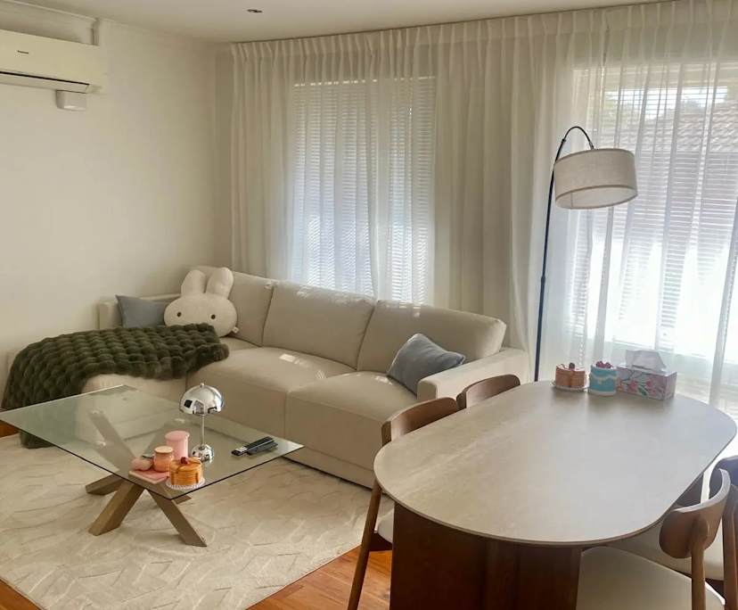 Furnished room in a share house