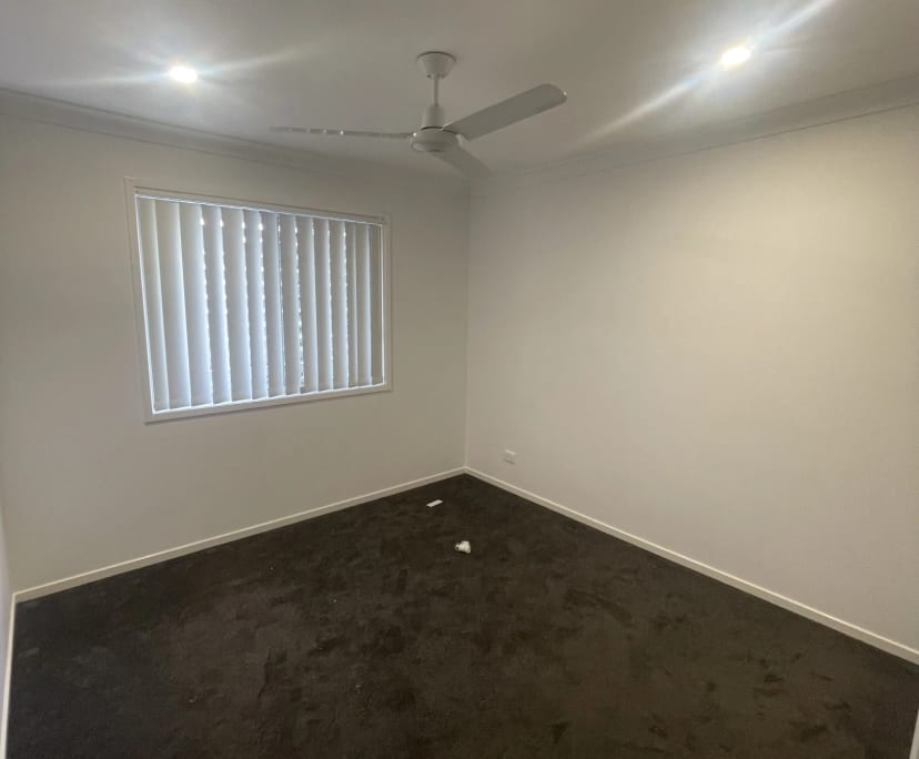 Room for Rent in Browns Plains, Brisbane 230, Unf...