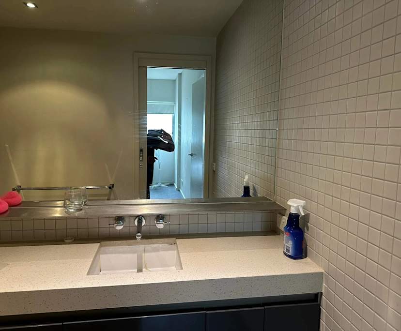$410, Flatshare, 2 bathrooms, Port Melbourne VIC 3207