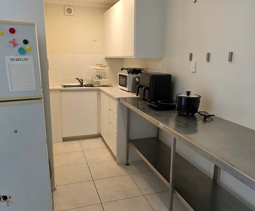 $220, Share-house, 4 bathrooms, Ashgrove QLD 4060