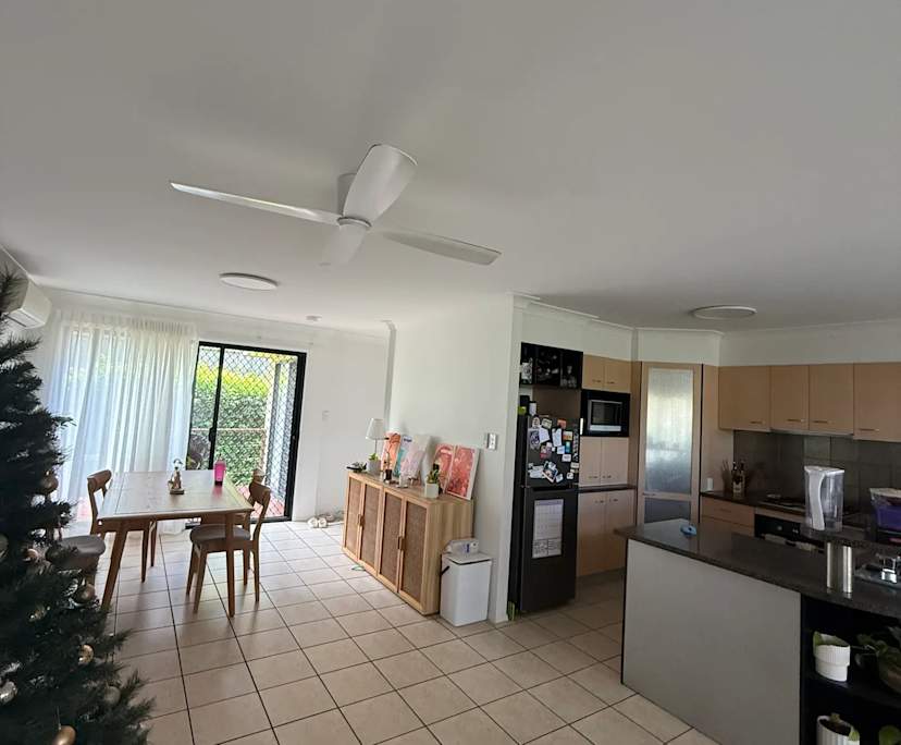 $205, Share-house, 3 bathrooms, Wilston QLD 4051