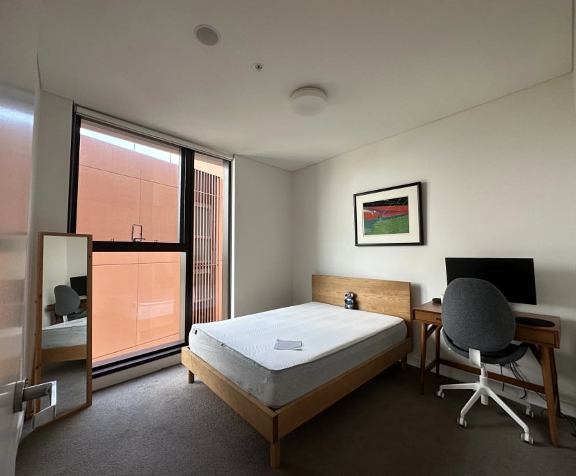 Furnished room in a flatshare