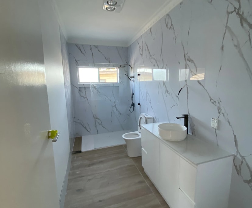 Room in a share house