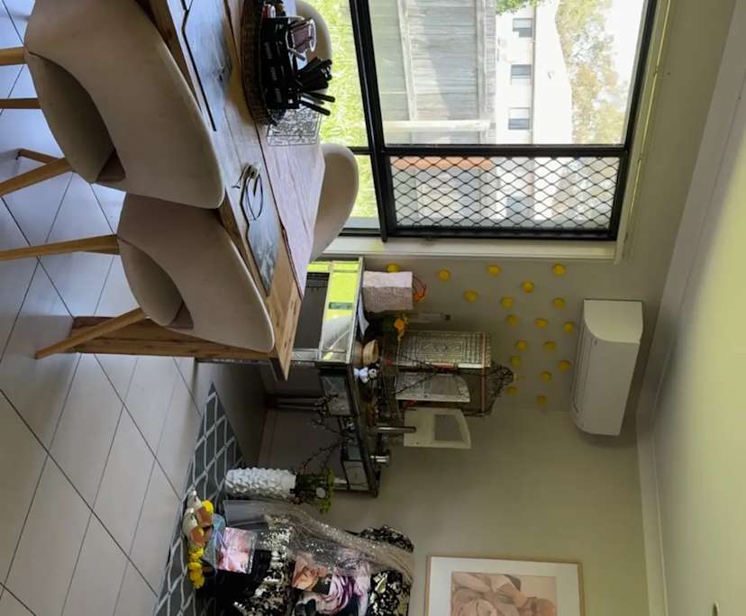 $350, Homestay, 2 rooms, Calamvale QLD 4116, Calamvale QLD 4116