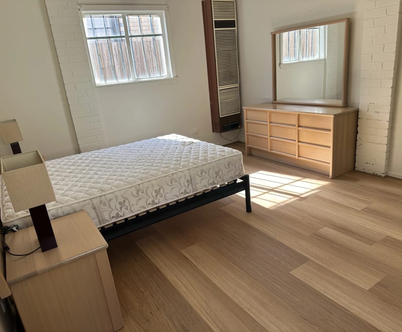 Whole property with 2 rooms for rent