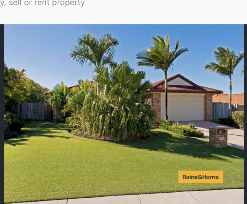 $220, Share-house, 4 bathrooms, Pacific Pines QLD 4211