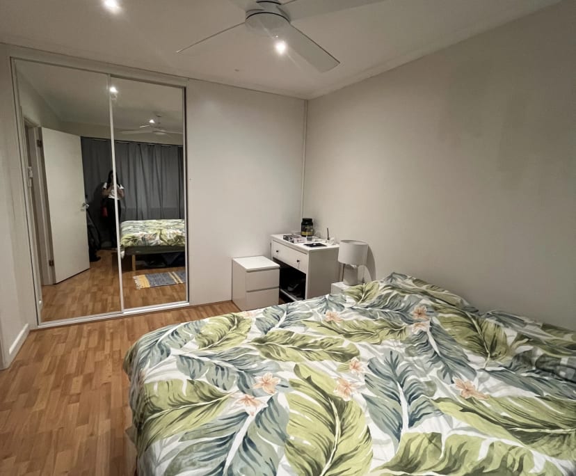 Furnished room in a flatshare