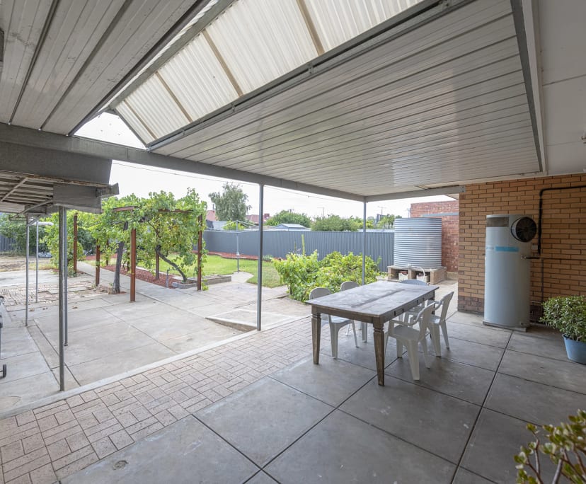 2 Rooms for Rent in Croydon Park, Adelaide 22035...