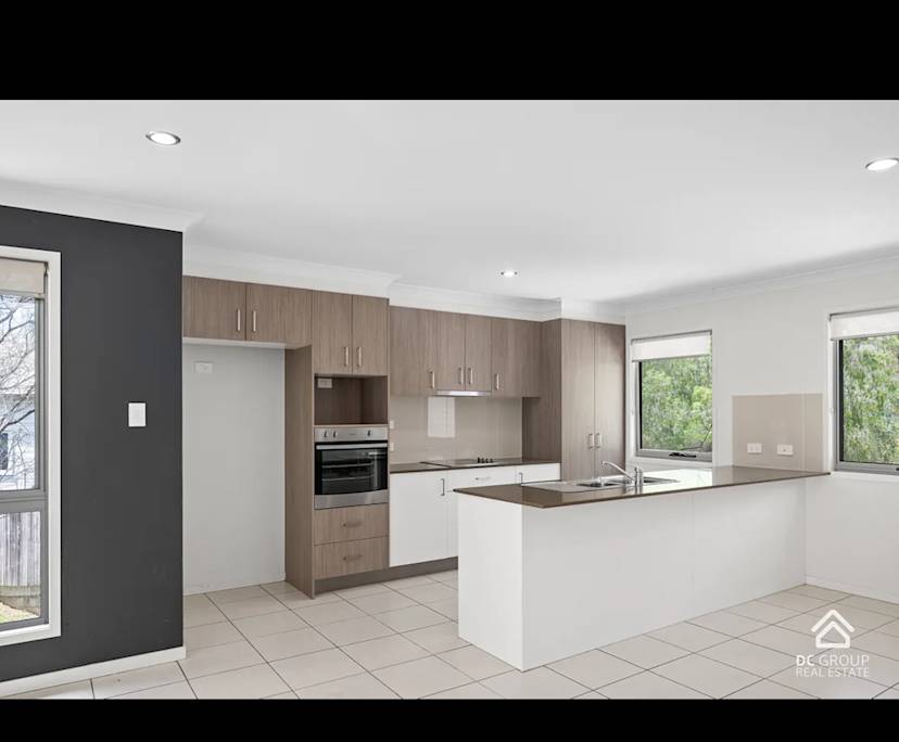 $350, Share-house, 4 bathrooms, Springfield Lakes QLD 4300