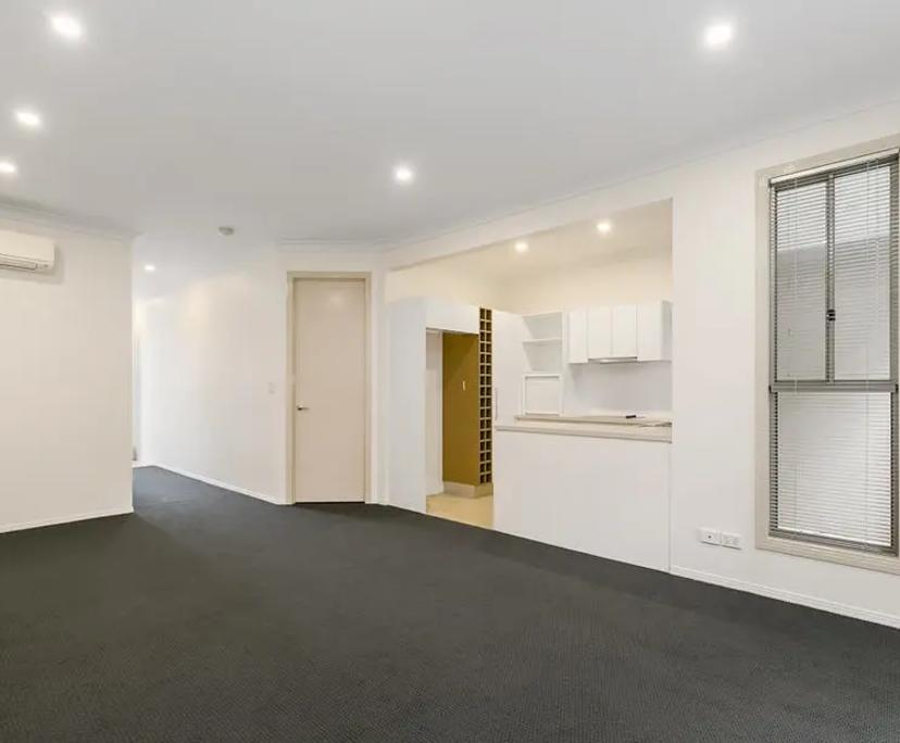 $280, Share-house, 3 bathrooms, Kelvin Grove QLD 4059