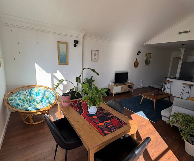 $375, Flatshare, 2 bathrooms, Marrickville NSW 2204