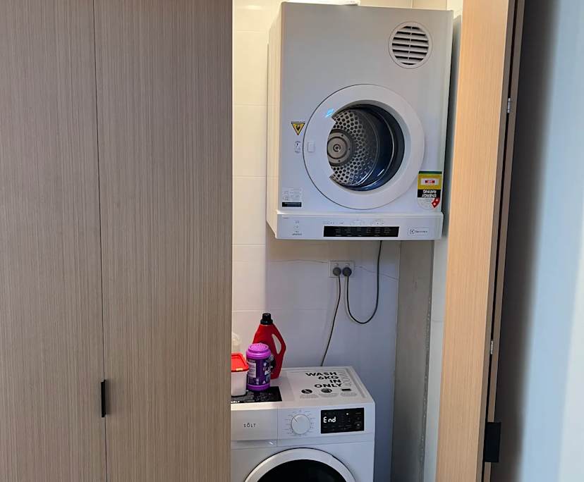 $300, Share-house, 4 bathrooms, Saint Peters NSW 2044